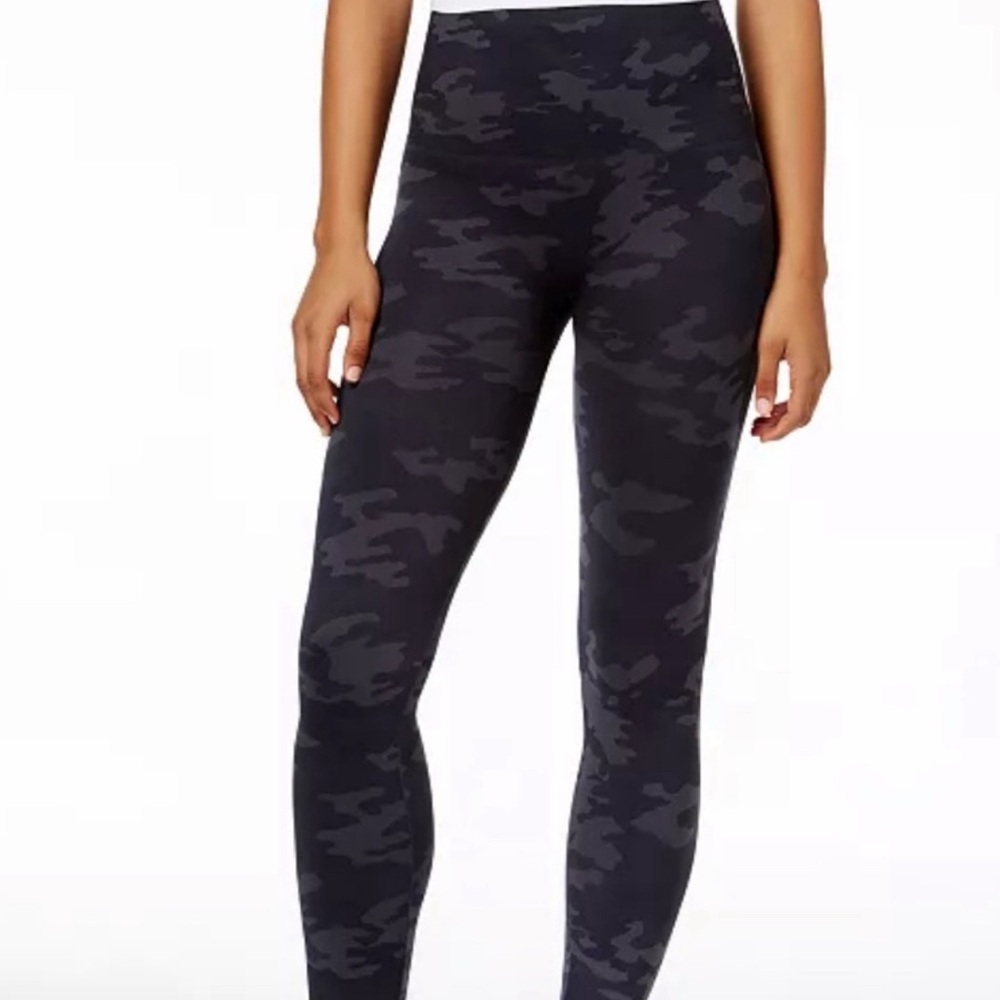 Spanks Camo Seamless High Waisted Leggings, Womens Size XL